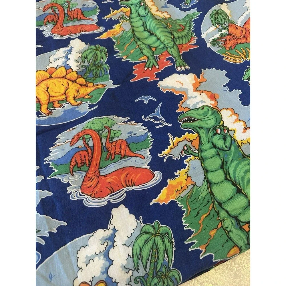VTG 80s 90s Dinosaur T Rex Blanket Quilted Comforter 100x75” Heavyweight XL Blue
